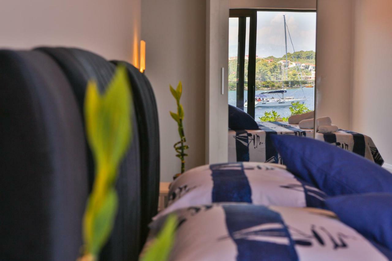 Hotel Paradise Punta Nečujam Esterno foto